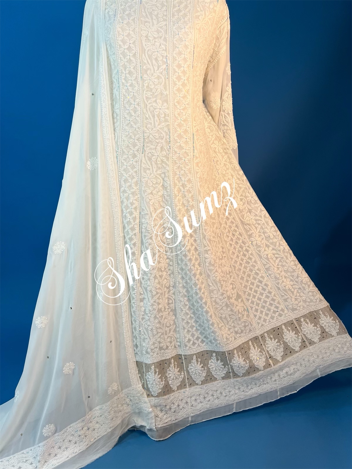 Hand embroidered Chikankari Anarkali SSA885