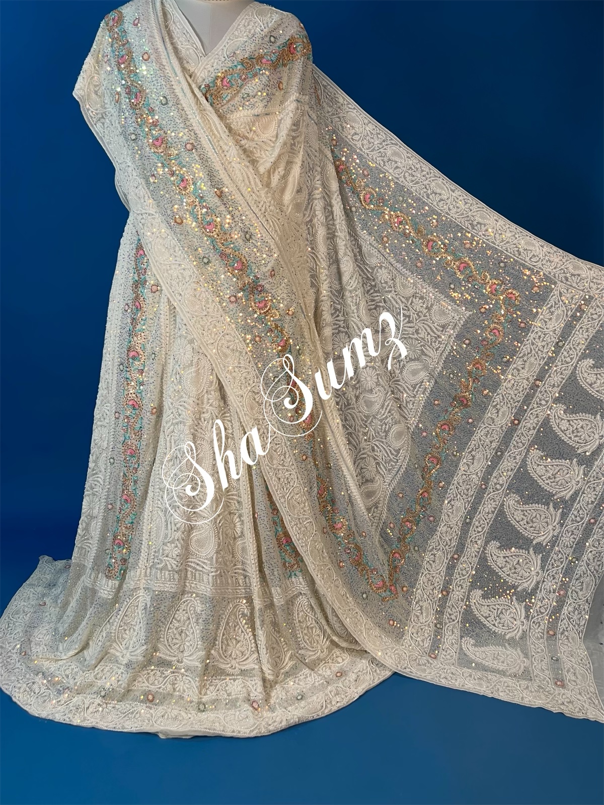 Handmade Zardozi & Chikankari Lehenga SSL711