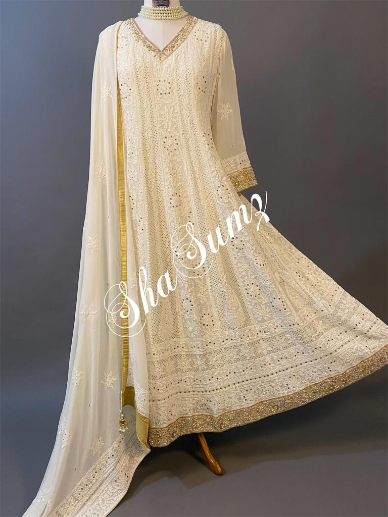 Hand embroidered Chikankari Anarkali SSA575